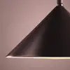 Image de FRANDSEN lampadaire LED rechargeable Grasp, rouge, hauteur 72 cm, métal