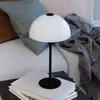 Image de Dyberg Larsen Jazz lampe à poser, opale/noire