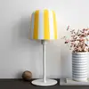 Image de Dyberg Larsen lampe de table Gry, jaune/blanc, hauteur 49,5 cm