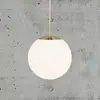 Image de Nordlux Suspension Grant en laiton avec boule de verre Ø 25cm