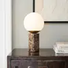 Image de Nordlux Lampe à poser Lilly Marble, marron, verre, marbre, hauteur 29 cm