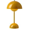 Image de Lampe à poser portative Flowerpot VP9, Verner Panton & Tradition Jaune moutarde taille unique