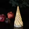 Image de Sirius Figurine décorative LED Vilma, blanc/doré, hauteur 19 cm, verre, piles