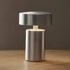 Image de Audo Copenhagen Audo Column lampe de table batterie, IP44, alu