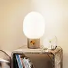 Image de Audo Copenhagen Audo JWDA lampe à poser avec pied en béton