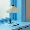 Image de Lampe à poser LED HAY Matin, blanc/laiton, hauteur 38 cm