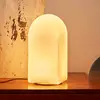 Image de HAY Parade lampe de table LED blanc coquille Hauteur 24 cm