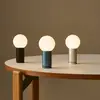 Image de Lampe de table LED HAY TURN ON, noir, hauteur 20 cm, à intensité variable