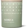 Image de Skandinavisk FJORD Bougie Parfumée. Notes parfumées: Fleur de Pommier et de Poirier, Fruits du Verger, Fruits Rouges. 200 g.