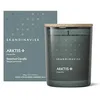 Image de Skandinavisk ARKTIS Artcic Bougie parfumée Édition spéciale Notes de parfum : bois balayé par le vent et sauge arctique, menthe verte et flocons de neige, formule végétalienne, 200 g