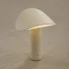 Image de lampe à poser LED rechargeable GEJST Lium, jaune clair, 2 700 K, USB