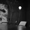 Image de GRUPA Model M1 lampadaire LED noir, câble blanc