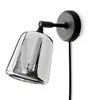 Image de New Works Material New Edition applique, acier