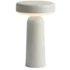 Image de Muuto Ease Portable Lamp Lampe à Poser Rechargeable 3 Intensités Lumineuses (Grey)