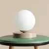 Image de ALDEX Lampe de table Joel, hauteur 17 cm, beige/blanc