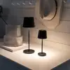 Image de Konstsmide Lampe de table LED rechargeable Vence, hauteur 22 cm, noir, IP54, USB