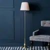 Image de Markslöjd Lampadaire Imperia au design attrayant