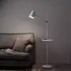 Image de Markslöjd Lampadaire Linear avec chargeur USB, blanc