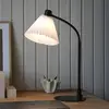 Image de Markslöjd Lampe à poser Mira, noir/blanc, fer/tissu, hauteur 59 cm