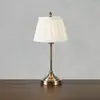 Image de Markslöjd Lampe de table Oxford, couleur laiton, hauteur 43 cm, métal/tissu