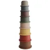 Image de mushie Tasses à Empiler 8 Gobelets Gigognes | sans BPA | Jouets Éducatifs pour Bébés | Accessoires pour Bébé, Jeunes Enfants Garçons et Filles | Retro