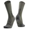 Image de X-SOCKS Hike Discover Crew - Chaussettes fonctionnelles haut de gamme pour un confort, une respirabilité et une protection accrus lors des randonnées prolongées - Sage foncé/Noir, 35-38