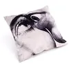 Image de Seletti Toiletpaper Pillow Eye & Mouth Coussin avec décor ?il et Bouche