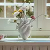 Image de SELETTI Vase Love in Bloom, blanc, forme de coeur, porcelaine