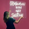 Image de SELETTI Lampe LED « (R)EVOLUTION IS THE ONLY SOLUTION » 70 x 70
