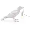 Image de Seletti Bird Lamp Waiting lampe de table corbeau blanc