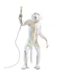 Image de Seletti 14880 Lampe en forme de singe 46 x 27,5 Hauteur 54 cm En résine Blanc 57,8 x 51,2 x 30 cm