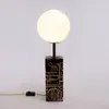 Image de SELETTI Lampe table LED Toiletpaper à motif trompette