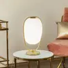 Image de kdln Lampe de table Lannà, blanc/doré, hauteur 40 cm, verre