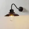 Image de Moretti Luce Applique d’extérieur Patio, laiton bruni, arquée