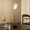 Image de Slamp lampe de table LED rechargeable Tulip, pied noir