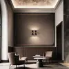 Image de Applique murale Stilnovo Megafono, noire, largeur 33 cm, à 4 lampes