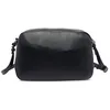 Image de LIU JO SAC À BANDOULIÈRE AF5204E0027 Sac à bandoulière avec grand compartiment fermé avec fermeture éclair Possède une poche intérieure et une bandoulière réglable 18x30x9 cm