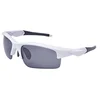 Image de Ocean Sunglasses - Giro - lunettes de soleil polarisées - Monture : Blanc/Noir - Verres : Fumée (3901.4)