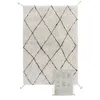 Image de Lorena Canals -Tapis Lavable pour Enfants. Mini Bereber en Couleur Naturelle et Noire -Fait à la Main en Forme rectangulaire et fabriqué en Coton Naturel et en teintures Non Toxiques -Taille:70x100cm