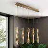 Image de Schuller Valencia Suspension LED Twist, 5 lampes. Aluminium, métal, acrylique, doré