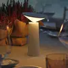 Image de LEDS-C4 Lampe à poser LED rechargeable Cocktail, blanc, hauteur 21,5 cm