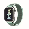 Image de Montre connectée enfant SaveFamily SaveWatch Plus 2 GPS Boitier argent avec bracelet tissuvert océan en occasion ou reconditionné