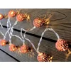 Image de Home & Style Guirlande avec boules en métal, 10 LED blanc chaud, câble d'alimentation 30 cm, 2 piles AA non incluses, 8086 Petites boules Cupfer