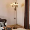 Image de Orion Lampadaire 4 lampes Delia, laiton ancien