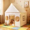 Image de COSTWAY Tente de Jeux Enfant avec 4 Fenêtres et Guirlandes Lumineuses Étoiles Tapis Antidérapant et Coton Lavable 3-10 Ans Gris
