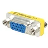 Image de StarTech.com Changeur de genre VGA HD15 slim - Coupleur / Adaptateur VGA vers VGA - Inverseur de genre - F/F - changeur de genre VGA