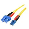 Image de StarTech.com 10m Fiber Optic Cable - Single-Mode Duplex 9/125 - LSZH - LC/SC - OS1 - LC to SC Fiber Patch Cable (SMFIBLCSC10) - cordon de raccordement - 10 m - jaune