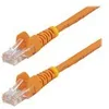 Image de StarTech.com Cable reseau Cat5e UTP sans crochet - 50 cm Orange - Cordon Ethernet RJ45 anti-accroc - Cable patch - cordon de raccordement - 50 cm - orange