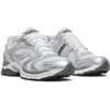 Image de Baskets Blanches et Argentées Saucony PROGRID TRIUMPH 4
