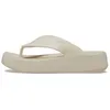 Image de Tongs Crocs Getaway Platform Flip W